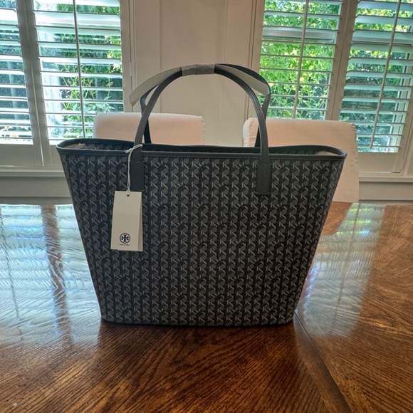 Ever-Ready Basketweave Print Tote Bag by Tory Burch - Picture 2 of 6